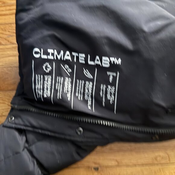 Aritzia The Super Puff™ The Super Puff™ Shorty -cliMATTE Cropped goose down puff - Picture 2 of 3